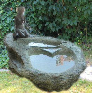 Stein-Brunnen für den Garten in Vorarlberg